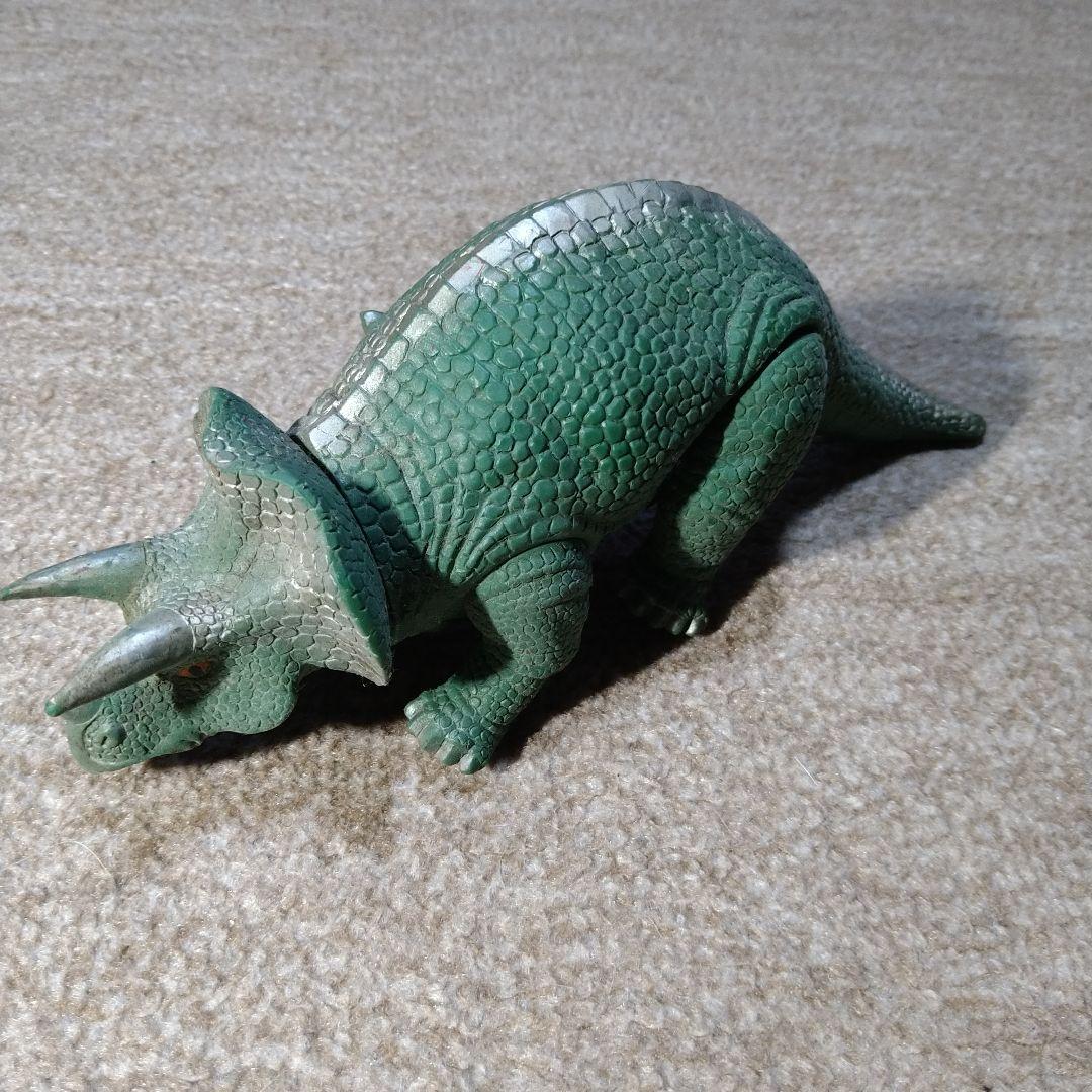 怪獣フィギュア 3 - メルカリ