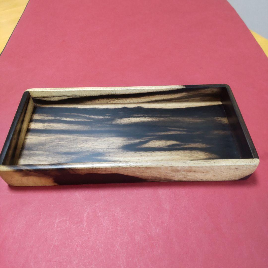 凄く個性的な極上杢‼️黒柿小物入れ