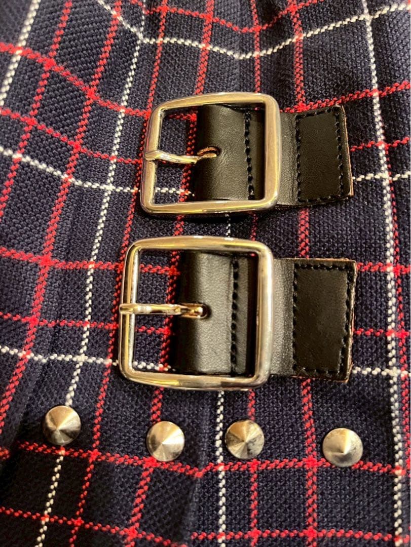 ジュンヤワタナベ、ネイビーとレッドのチェック柄プリーツスカート