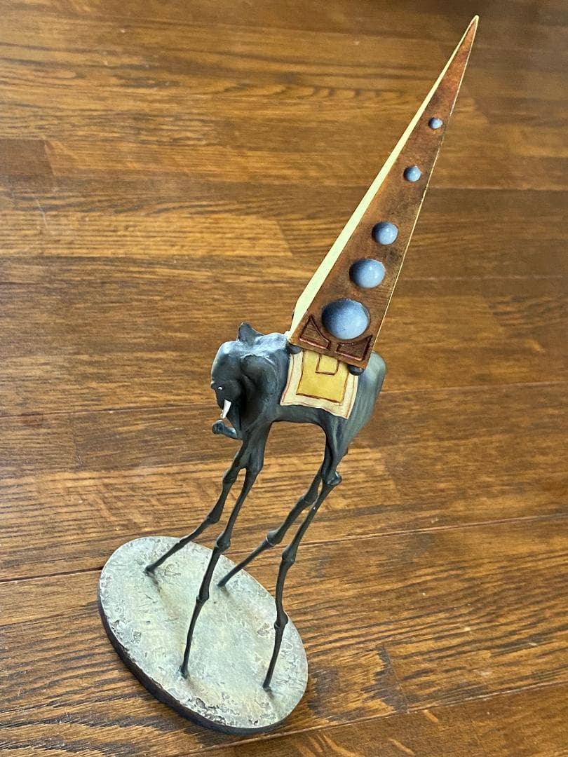 サルバドール・ダリ 宇宙象 フィギュア - メルカリ