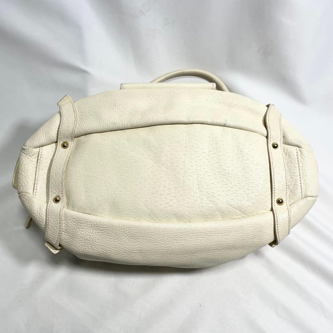 フェラガモ ボストンバッグ レザー ガンチーニ 金具 ロゴ 大容量 多機能