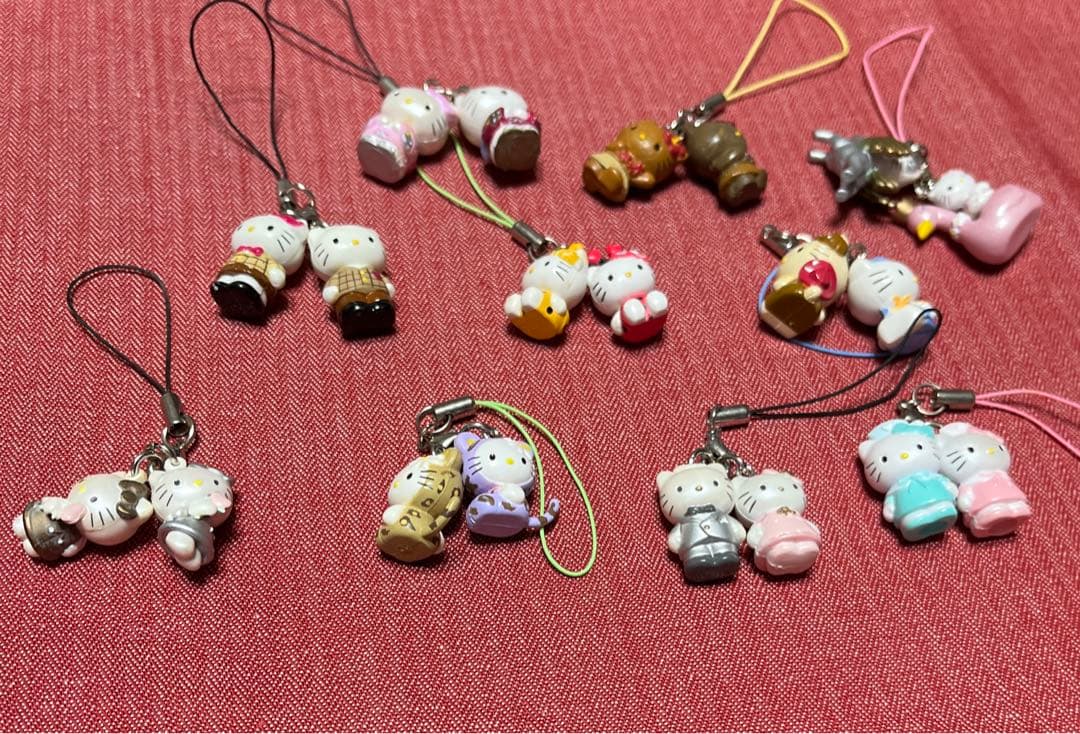 ハッピー激レア❤️2000年-2001年❤️キティのペア根付❤️