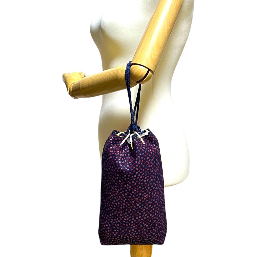 極美品✨未使用級　印傳屋　合切袋（大）　信玄袋　巾着　小桜柄　鹿革　濃紺　赤