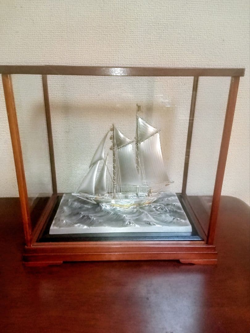 武比古作 SILVER 970 銀製ヨット 置物 ガラスケース付き シルバー製 銀製 ヨット TAKEHIKO 武比古 伝統工芸 硝子ケース付き 関工芸 置物