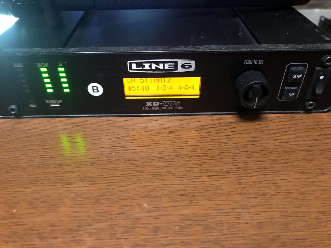 LINE 6 XD-V75 ワイヤレスマイクシステム(マイクはV55-HHTX)