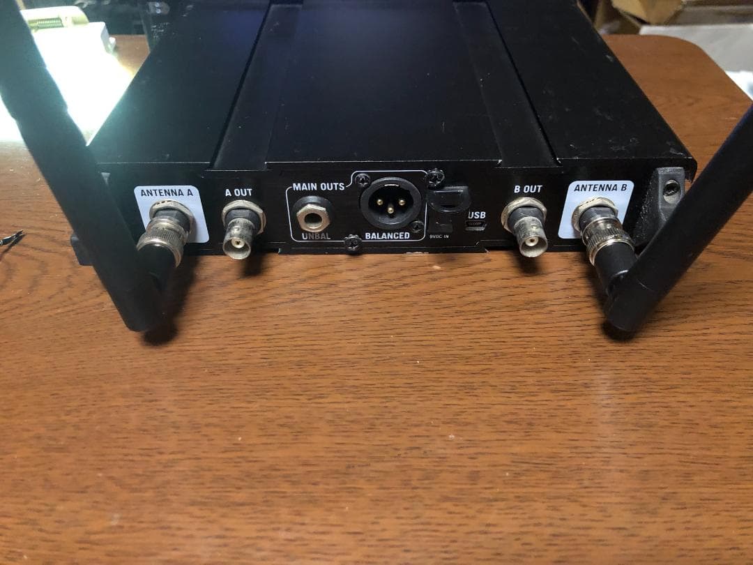 LINE 6 XD-V75 ワイヤレスマイクシステム(マイクはV55-HHTX)