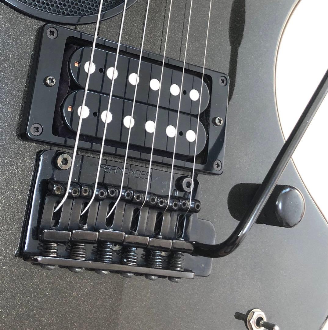 美品】ZO-3 芸達者 MB アンプ内蔵ミニギター 専用ケース付 アーム付