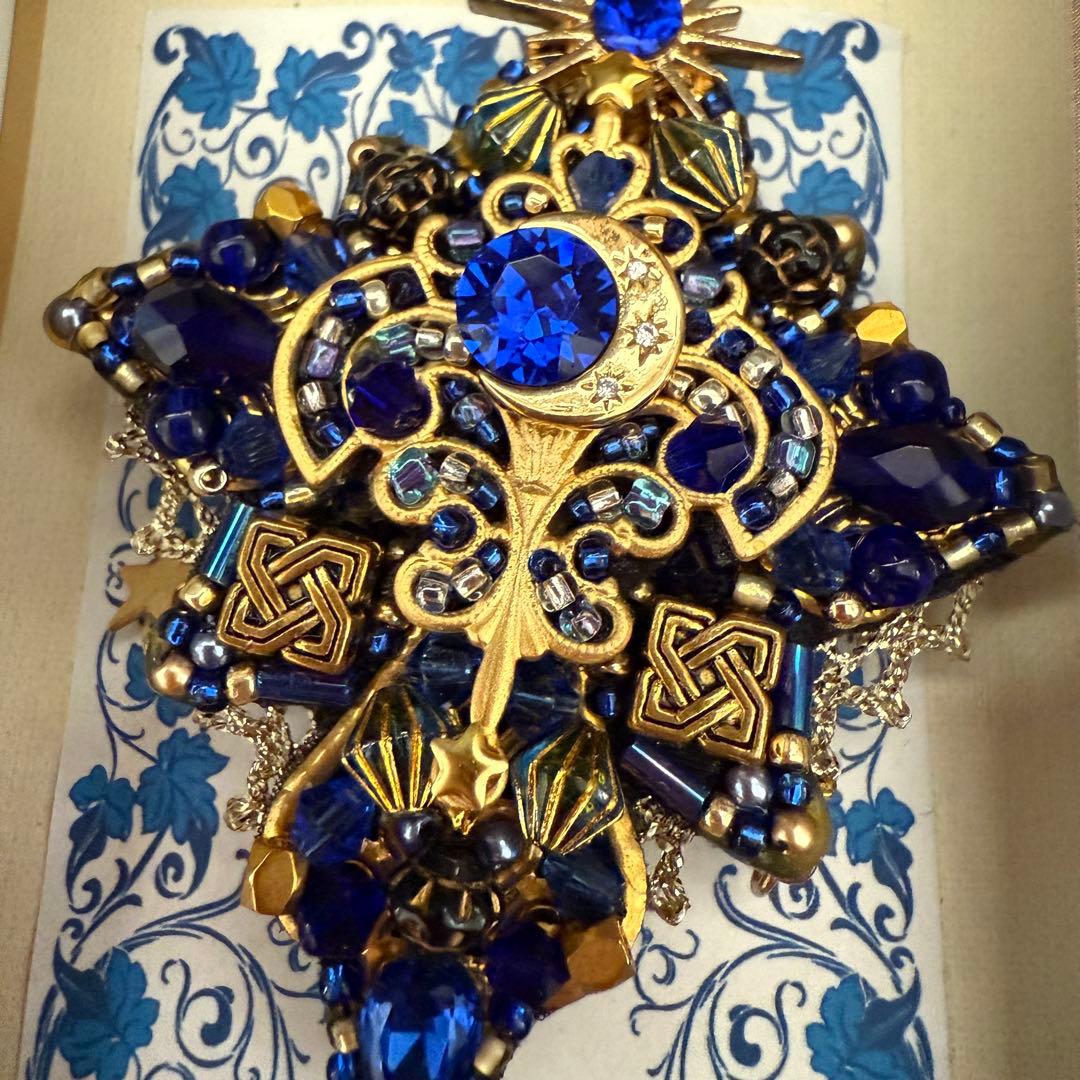 ハンドメイド作家 piari様 ブローチ 6 販売済み Piari ハンドメイド