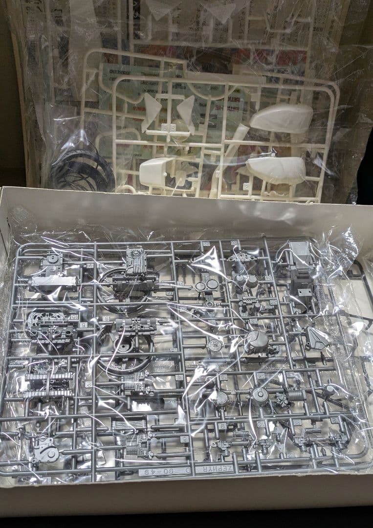 希少 1/12 KAWASAKI ゼファー 浅川拓仕様 「疾風伝説 特攻の拓」