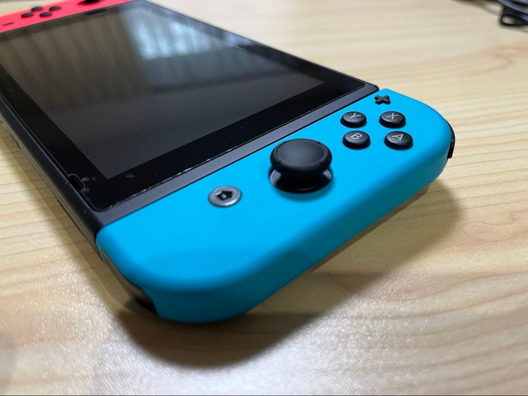 【美品】Nintendo Switch 本体 64G SDカード付き