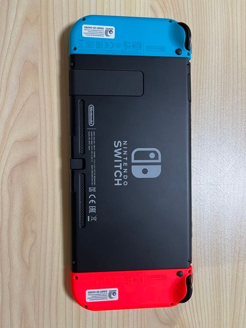 【美品】Nintendo Switch 本体 64G SDカード付き