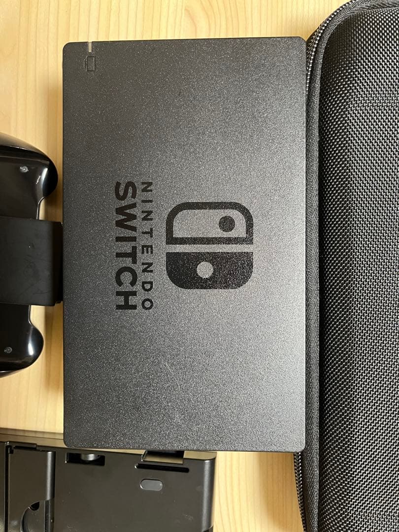 【美品】Nintendo Switch 本体 64G SDカード付き