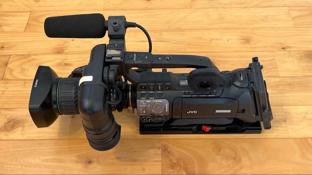 ホ*ム様 JVC 業務用ビデオカメラ GY-HM750