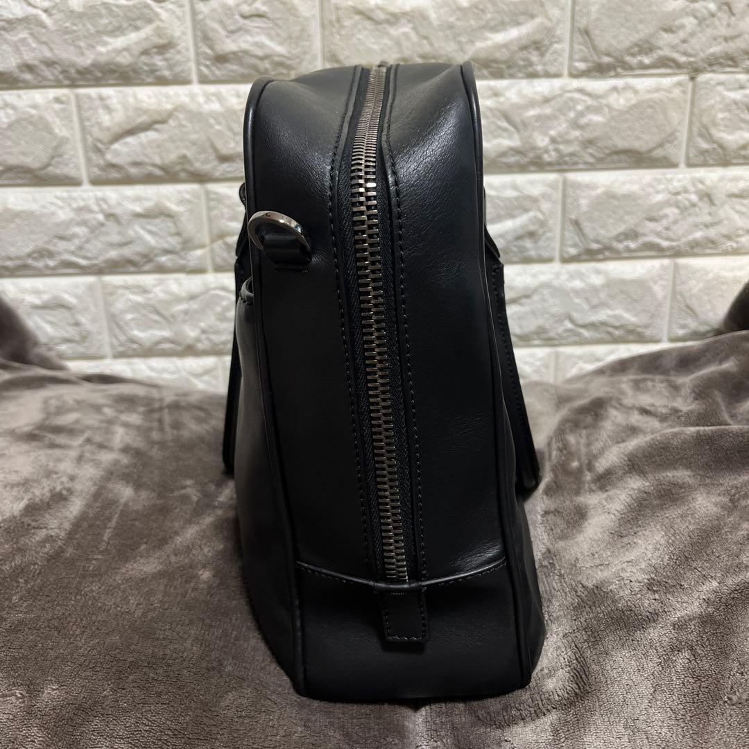 TOD'S トッズ レザービジネスバッグ ハンドバッグ 本革 2WAY 黒色