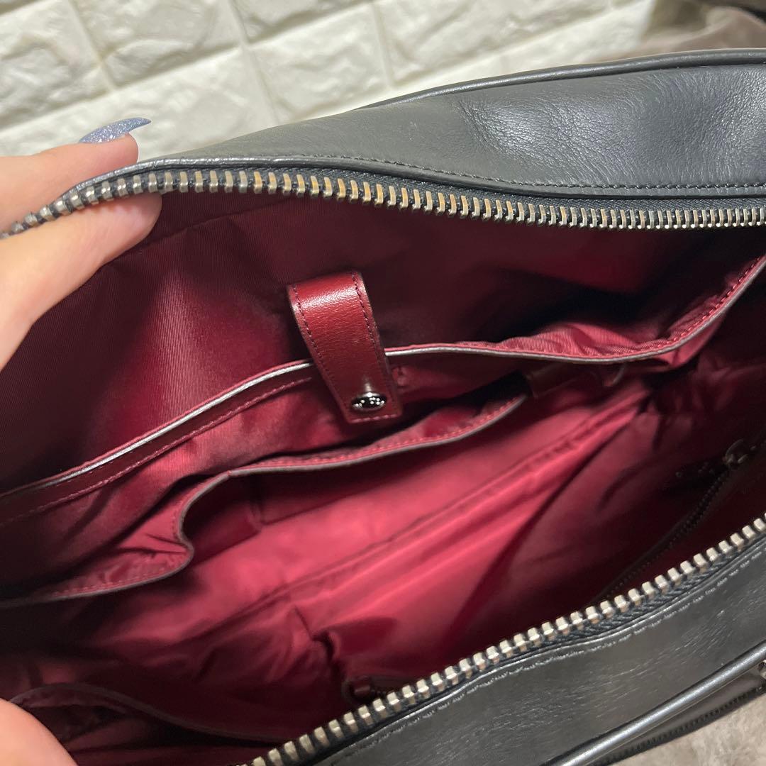 TOD'S トッズ レザービジネスバッグ ハンドバッグ 本革 2WAY 黒色