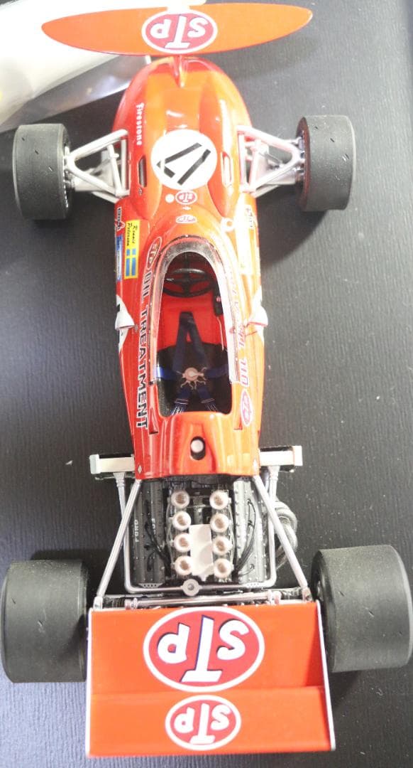 超希少　SPARK 　マーチ７１１　１９７１モナコ　Ｒ・ピーターソン 1/18