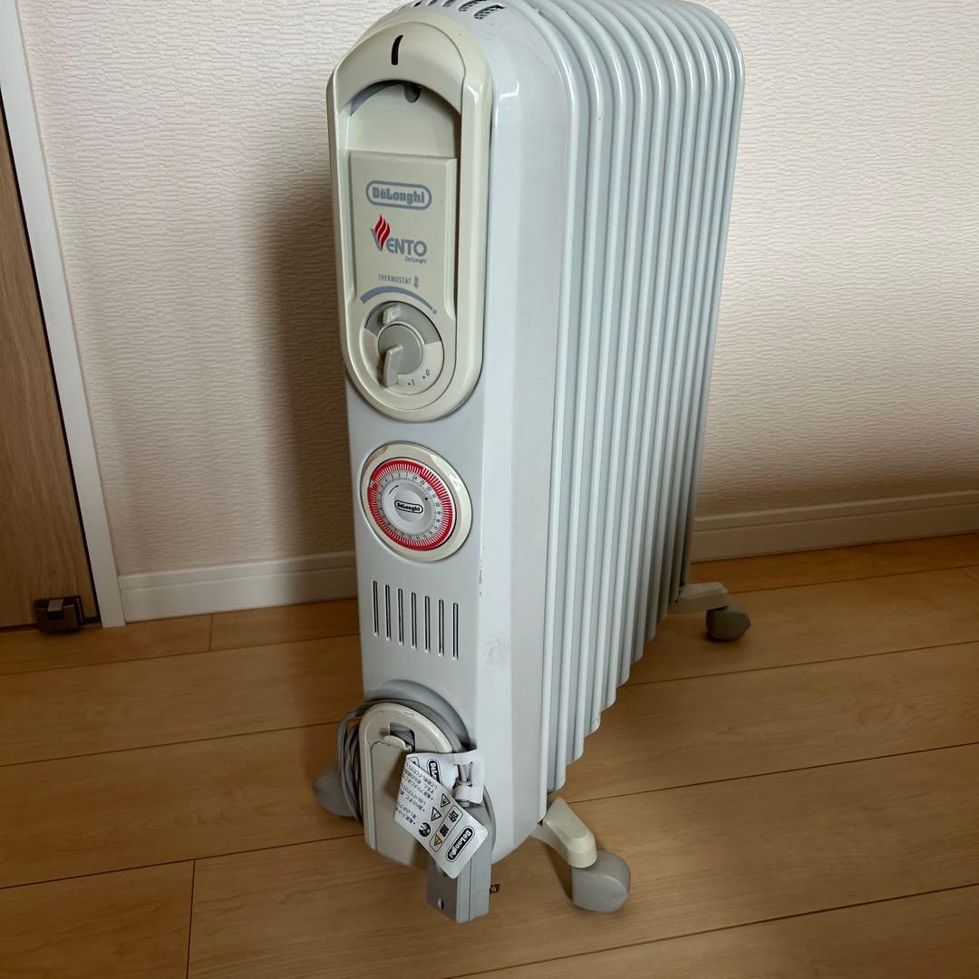 DeLonghi オイルヒーター VENTO 1500W - メルカリ