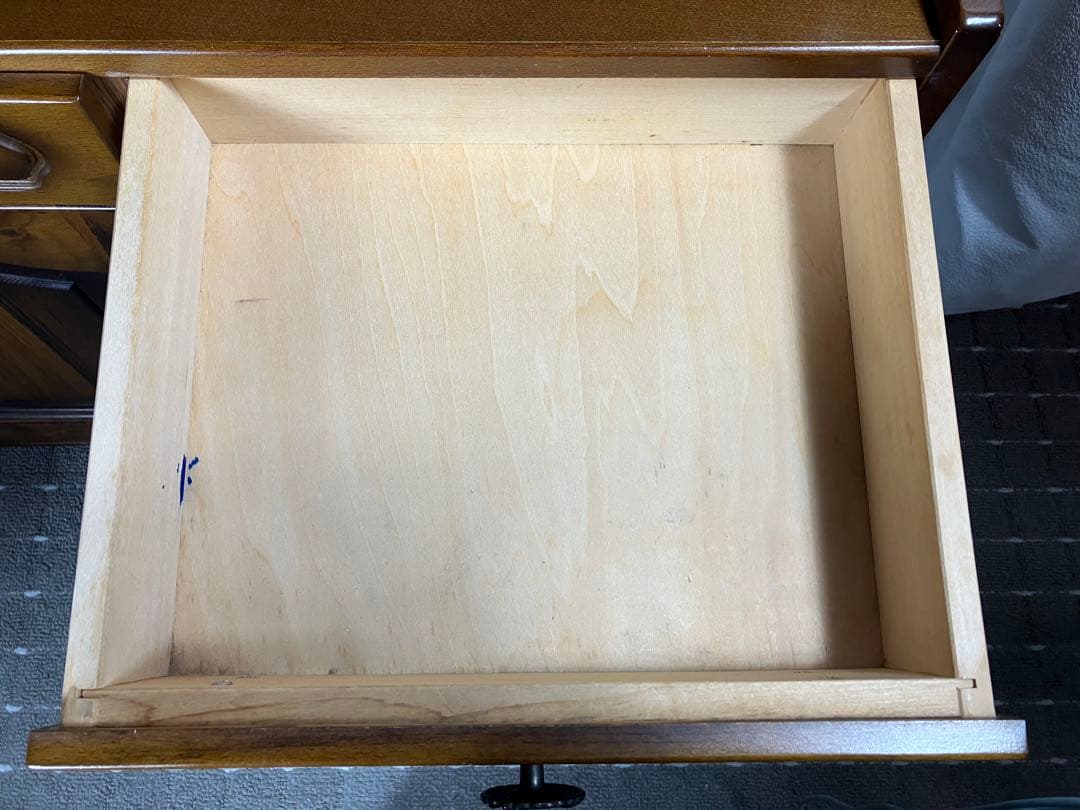 最終値下げ カリモク コロニアル サイドチェスト / レトロ電話台