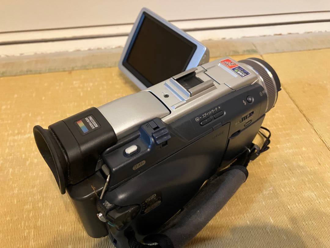 【希少】 SONY デジタルビデオカメラ DCR-TRV50