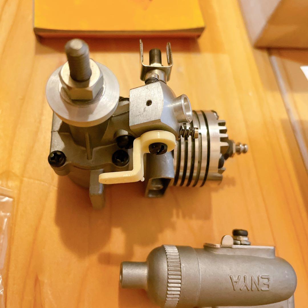 模型用小型エンジン ENYA 09エンジン 飛行機 エンジン ラジコン 未使用