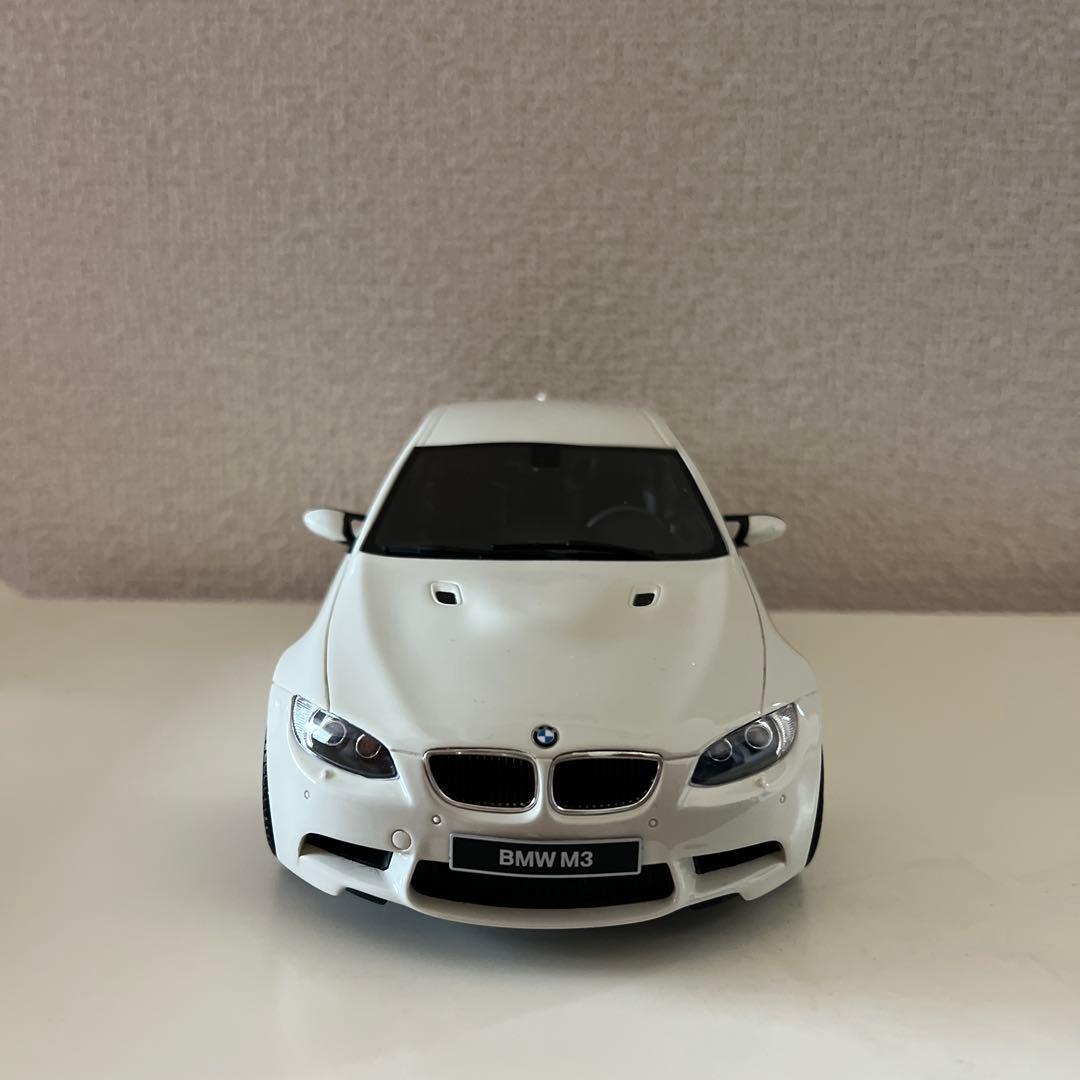 BMW M3 ホワイト 1/18スケール