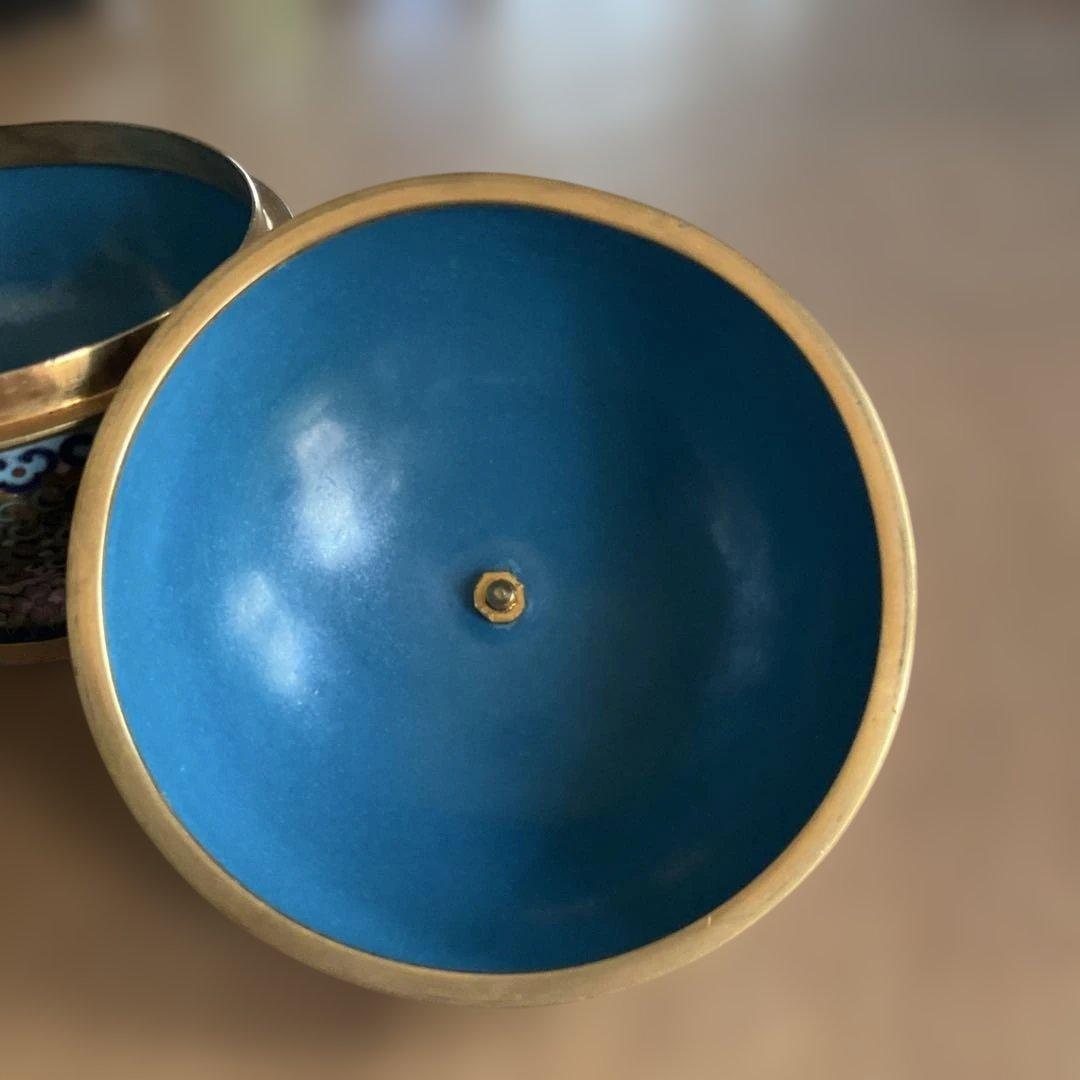 花模様の七宝焼香合 蓋付き