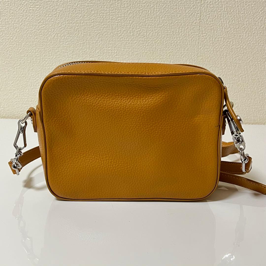 1/11で削除します　Vivienne Westwood ショルダーバッグ