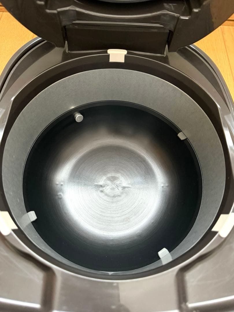 2021年製 象印 IH炊飯ジャー NW-VS10 プラチナ厚釜