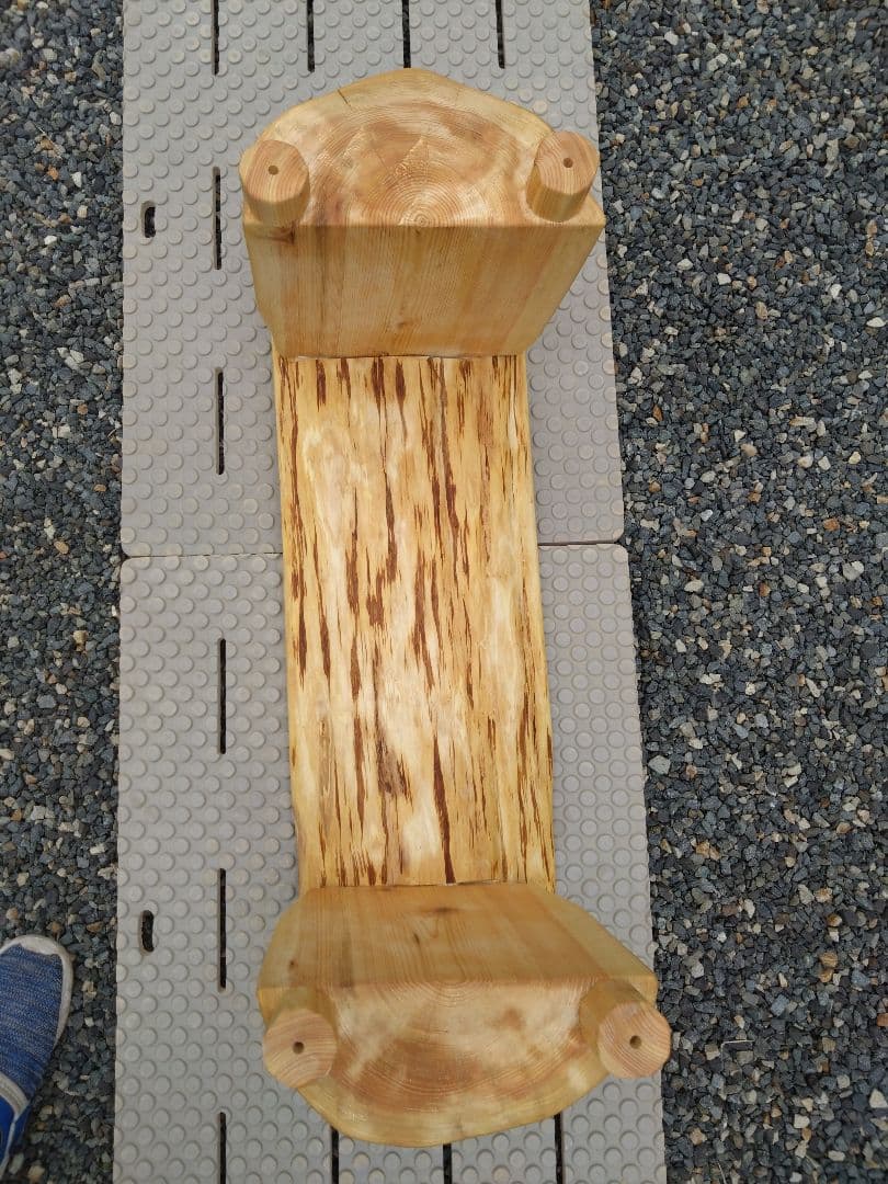 杉板と檜のベンチ84 天板は肌に優しい杉 節無し