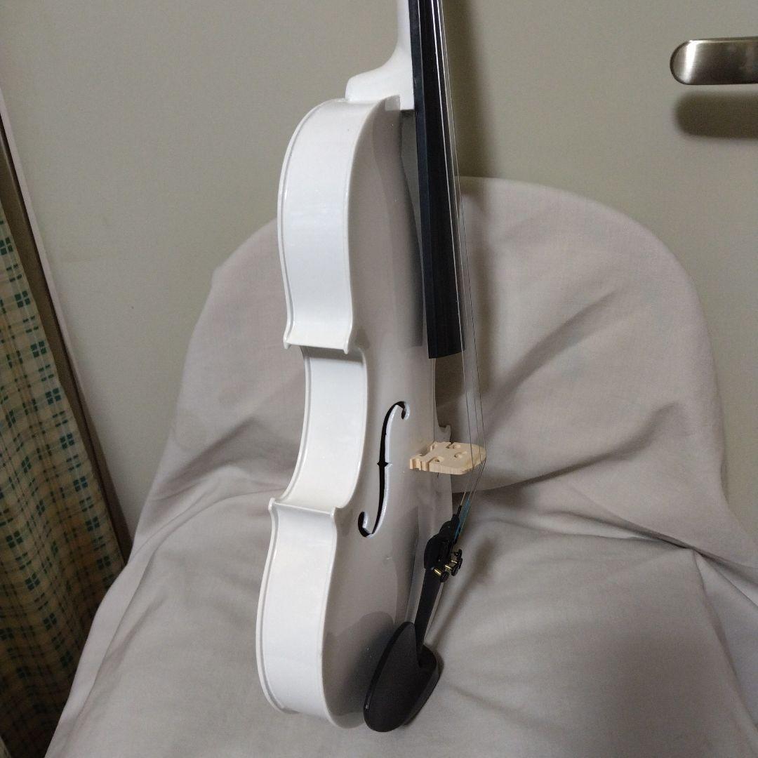 ♥特別価格♥新品未使用品の純白バイオリン4/4♥初心者用♥弓ケース松脂付
