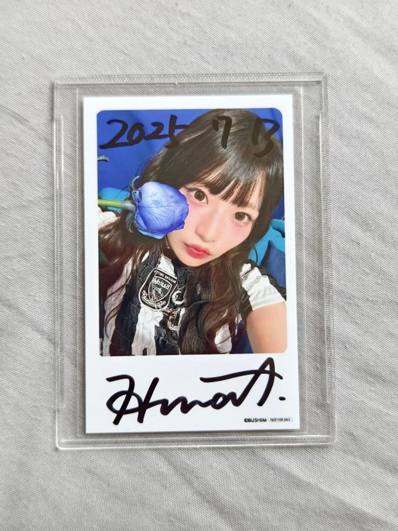 値下げ中】青木陽菜 直筆サイン チェキ風フォトカード 0713 - メルカリ