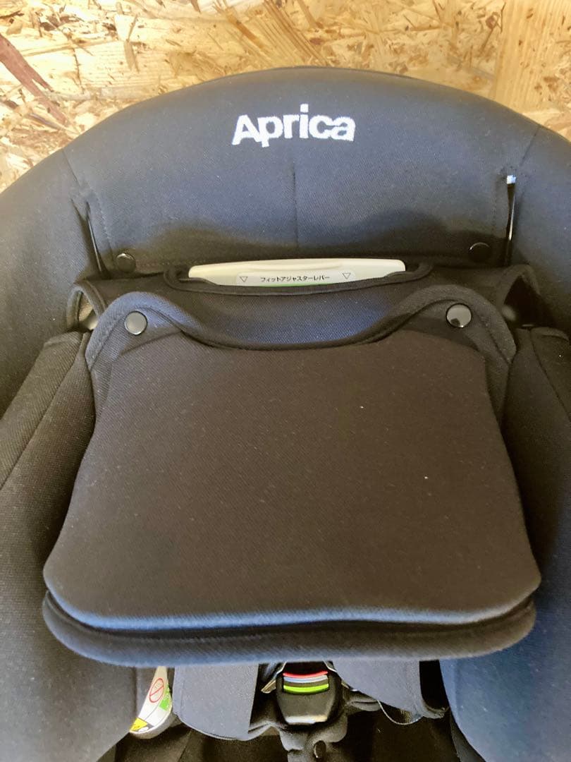 ◎美品◎Aprica　チャイルドシート ISOFIX固定 フラディアプラス
