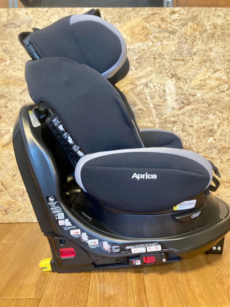 ◎美品◎Aprica　チャイルドシート ISOFIX固定 フラディアプラス
