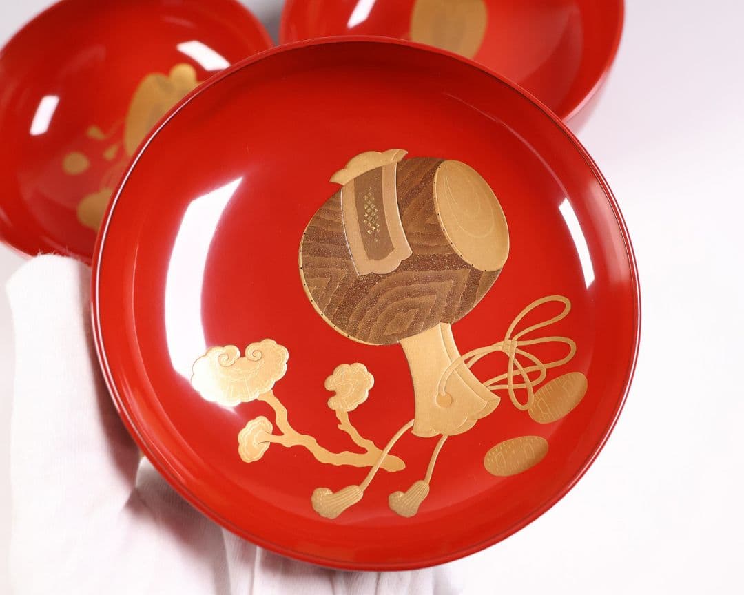 【MB35】輪島塗 宝尽くし金蒔絵 朱塗椀 二客 小槌 軍配 霊芝 木製漆器