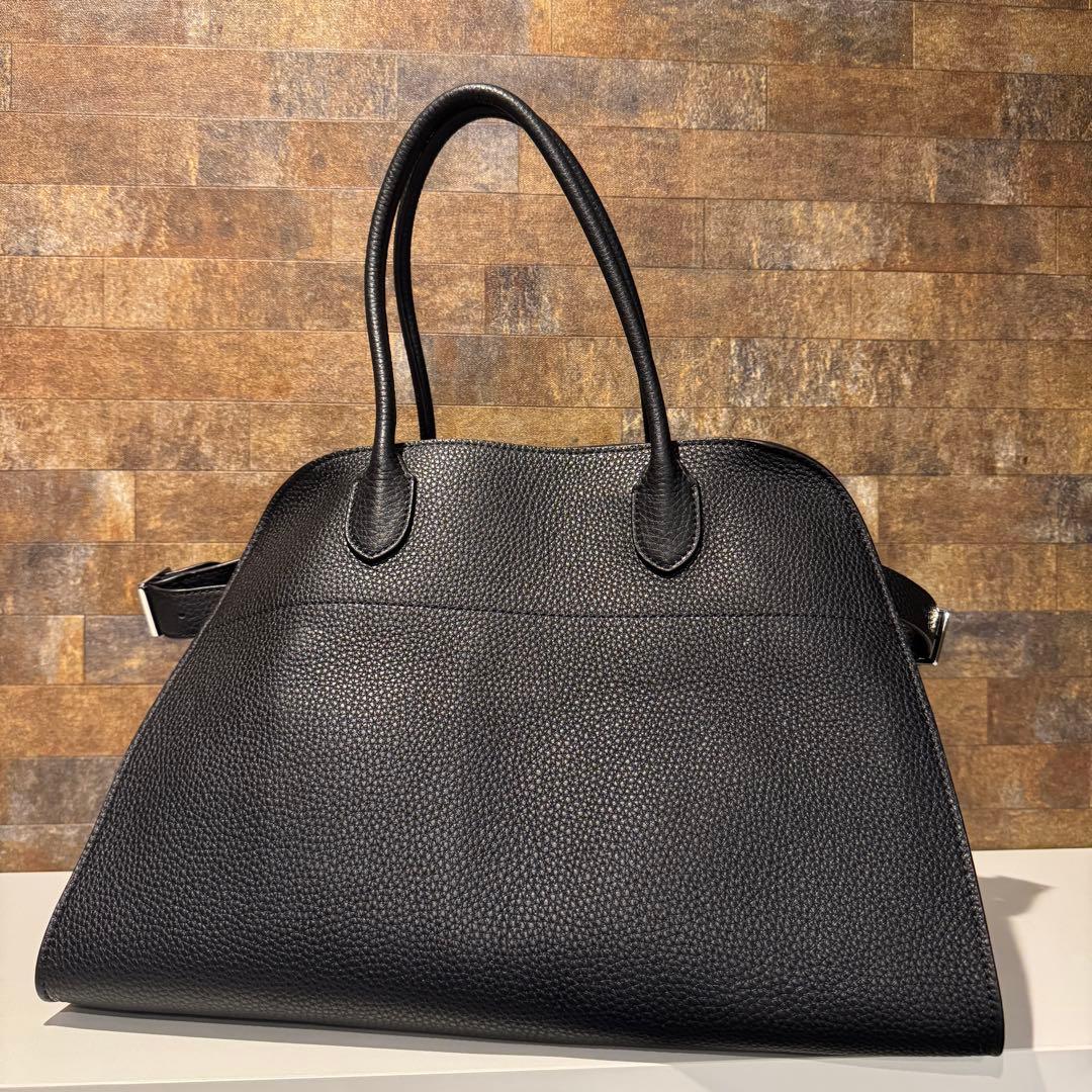 【人気】THE ROW Soft Margaux 15 ブラック