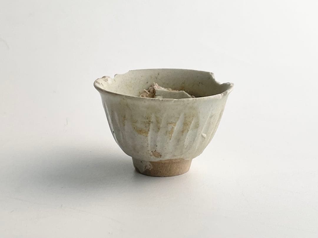 骨董 アンティーク 初期伊万里 白磁鎬盃 杯 酒器 猪口 陶片 出土 発掘