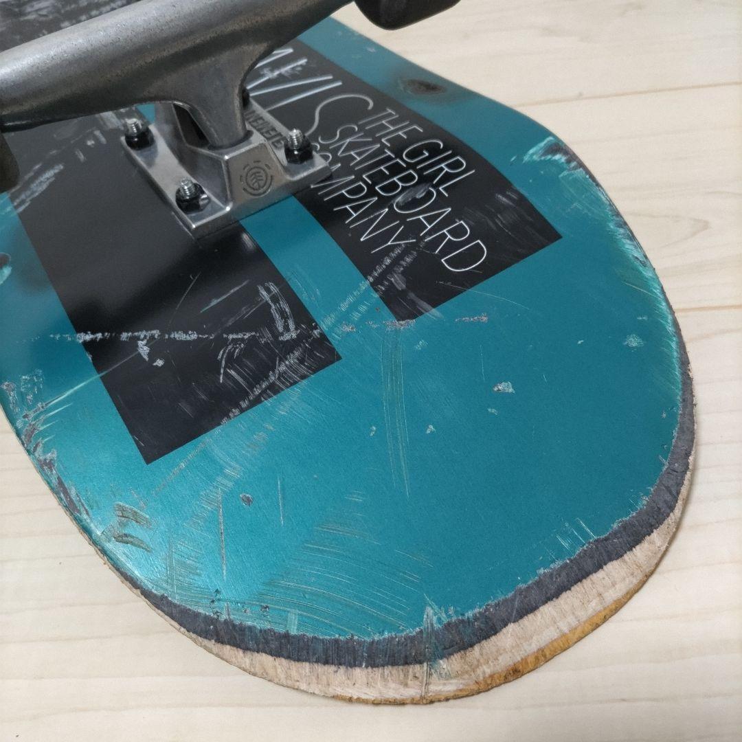 スケートボード　コンプリートデッキ