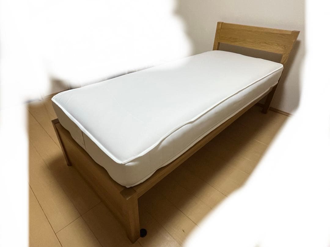 【今週のみ限定値下げ】無印良品 マットレス付き木製ベット・オーク材・スモール