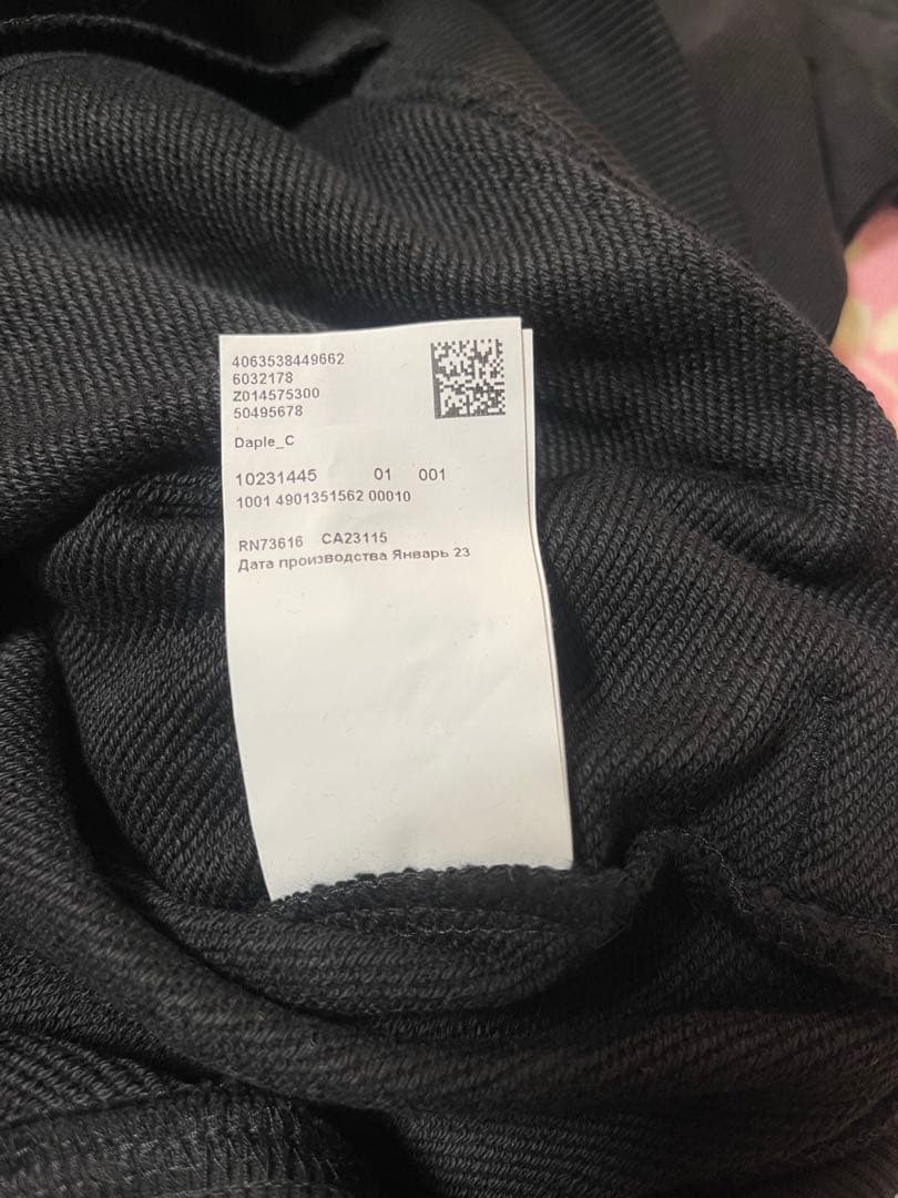 BOSS 新品未使用　メンズジップアップパーカー Size XS