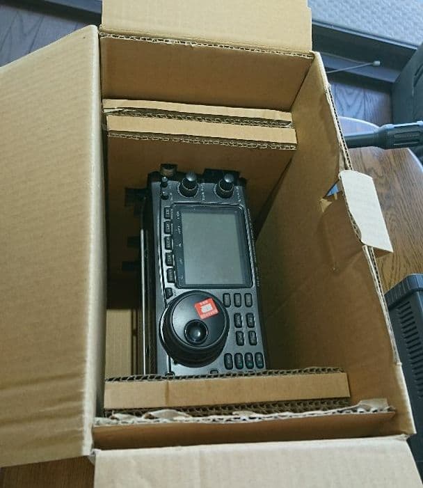 ICOM IC-910 V/Uオールモード 20W機 ICOM IC-910 V/Uオールモード 20W機