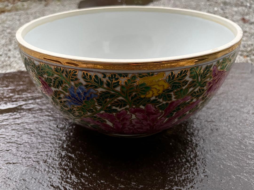 希少 カラフルで華やかで大きな陶器製の蓋付きの壺