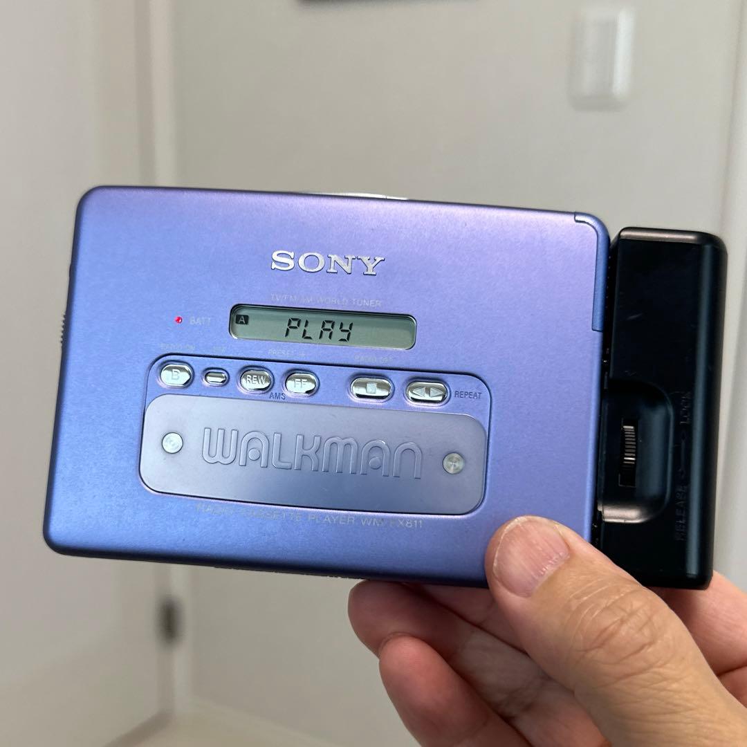 Sony Hi-MD WALKMAN ZM-NH3D File:Sony MZ-NH1 Hi-MD Walkman.jpg