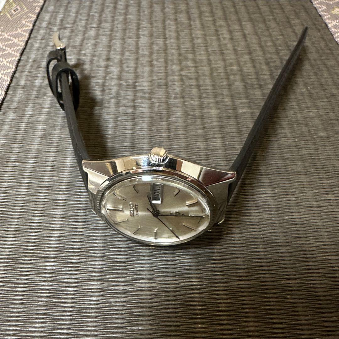SEIKO クォーツ 腕時計 稼動品　3803 美品
