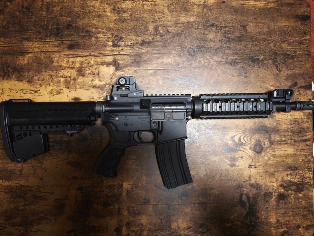 東京マルイ次世代電動ガン　M4CQB-R