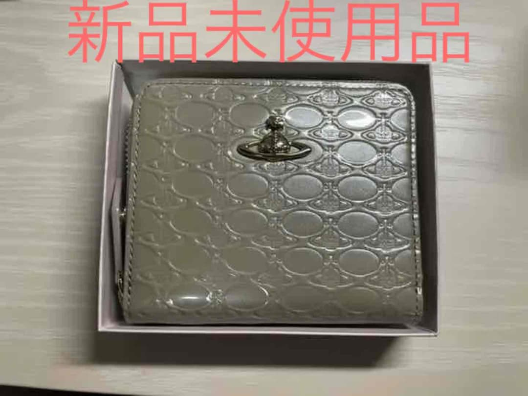 Vivienne Westwood OVAL ORB オンライン限定グレー