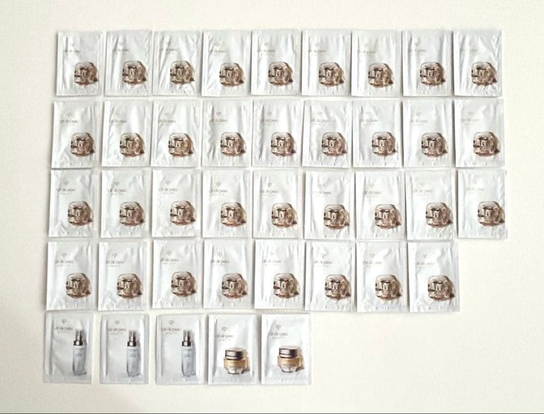 クレ・ド・ポー ボーテ ラ・クレーム　サンプル　35袋 他　計40袋