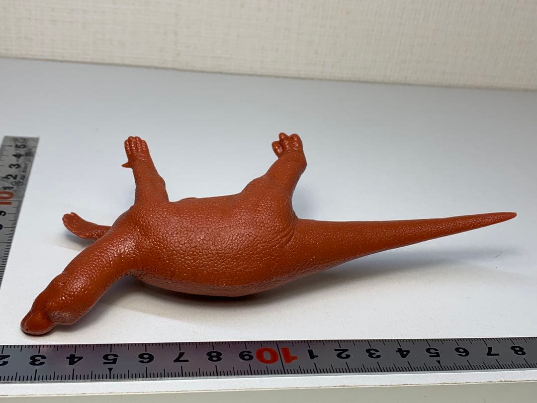 ムッタブラサウルス☆大英博物館恐竜フィギュア☆イギリス製1989☆invicta