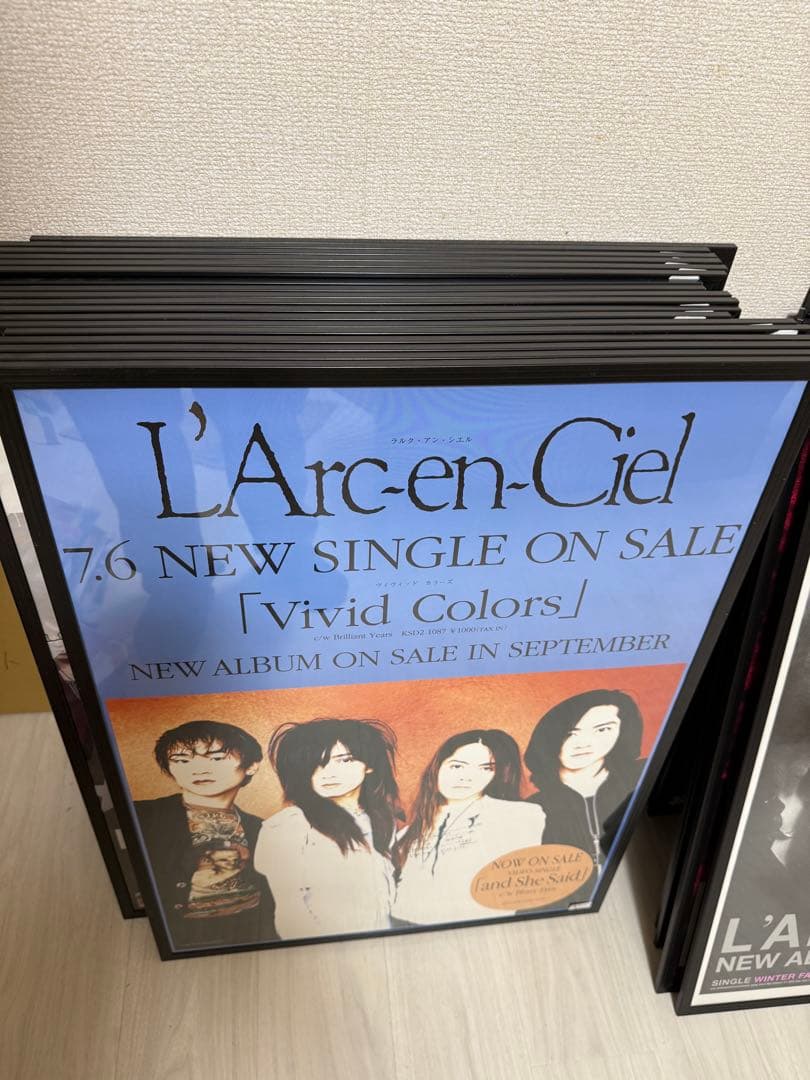 vivid colors 告知ポスター ラルク L'Arc vivid colors 告知ポスター ラルク L'Arc Amazon.co.jp: L'Arc en Ciel