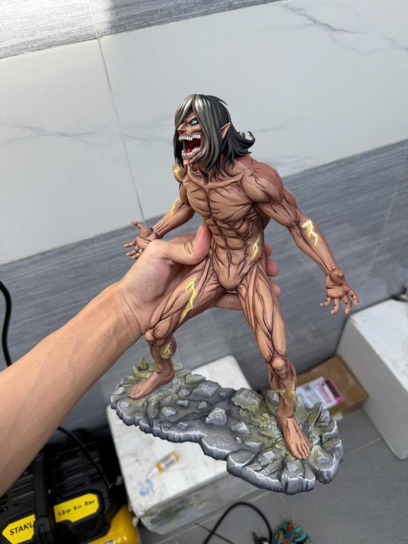 一番くじ 進撃の巨人 A賞 エレン巨人 2D塗装カスタム