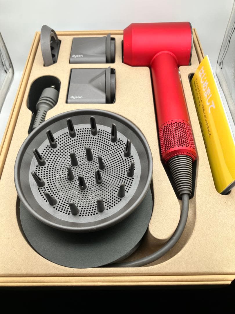 【本日20:00迄出品】dyson ダイソン ヘアドライヤー HD03